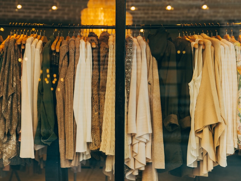 Mix and Match Magic: Creating 30 Outfits from 10 Pieces